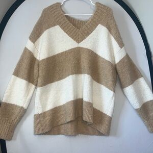 Aerie V-Neck Sweater - Cream and Tan